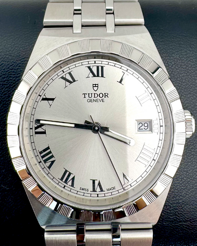 No Reserve - 2024 Tudor Royal 38MM Silver Dial Steel Bracelet (28500)