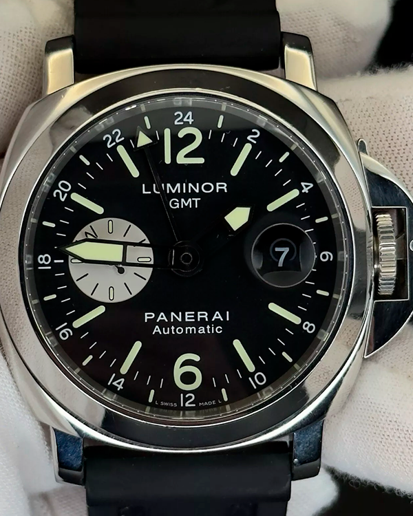 Panerai Luminor GMT 44MM Black Dial Aftermarket Rubber Strap (PAM00088)