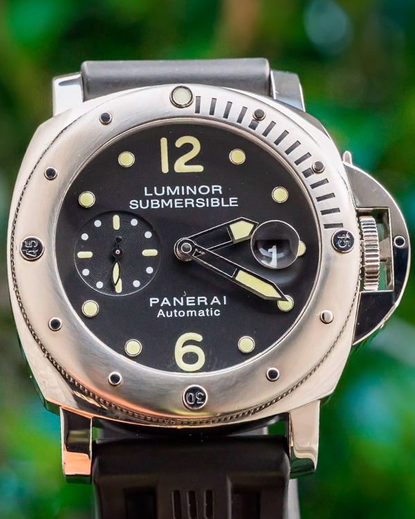 2013 (P Serial) Panerai Luminor Submersible 44MM Black Dial Rubber Strap (PAM00024)