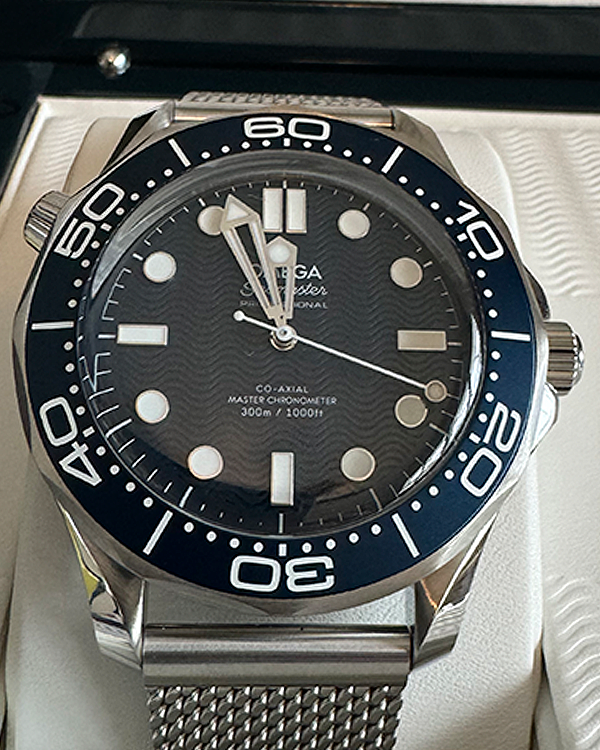 2024 Omega Seamaster Diver 300M "James Bond 60th Anniversary" 42MM Blue Dial Steel Bracelet (210.30.42.20.03.002)