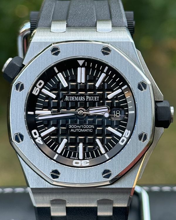 Audemars Piguet Royal Oak Offshore Diver 42MM Black Dial Rubber Strap (15703ST.OO.A002CA.01)