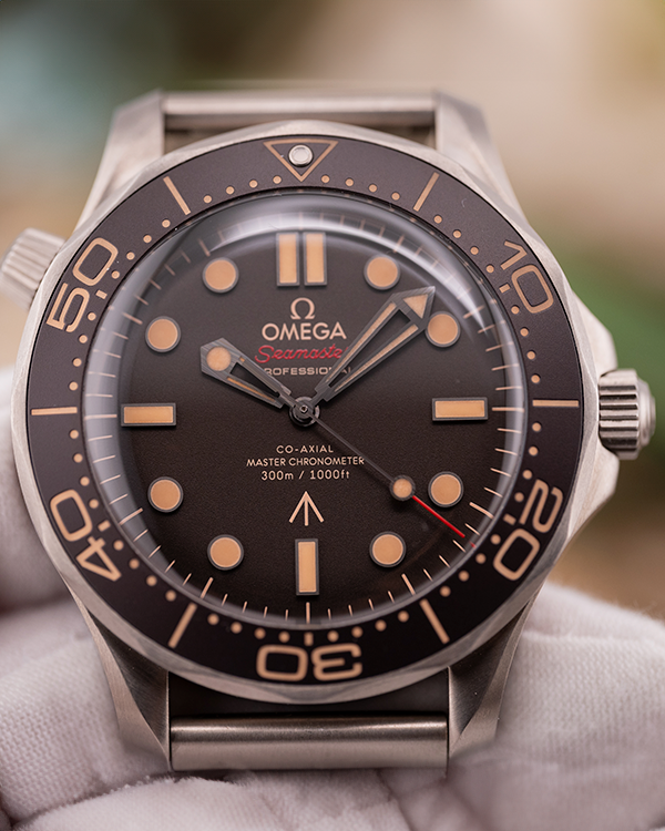 2021 Omega Seamaster Diver 300M James Bond “007 No Time To Die” 42MM Brown Dial Titanium Bracelet (210.92.42.20.01.001)