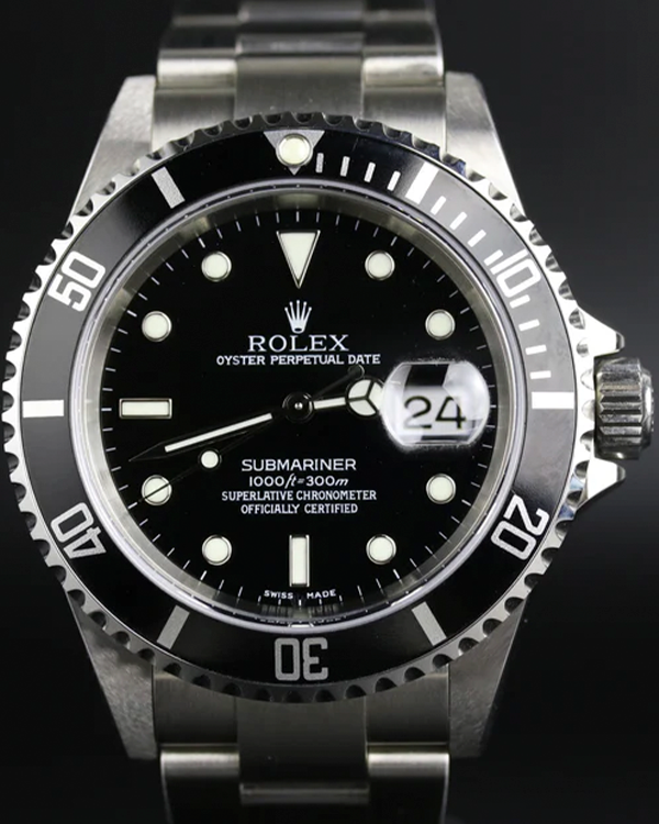 2004 (F Serial) Rolex Submariner 40MM Black Dial Oyster Bracelet (16610)