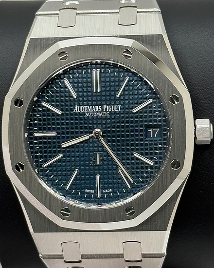 2023 Audemars Piguet Royal Oak "Jumbo" Extra-Thin 39MM Blue Dial Steel Bracelet (16202ST.OO.1240ST.02)