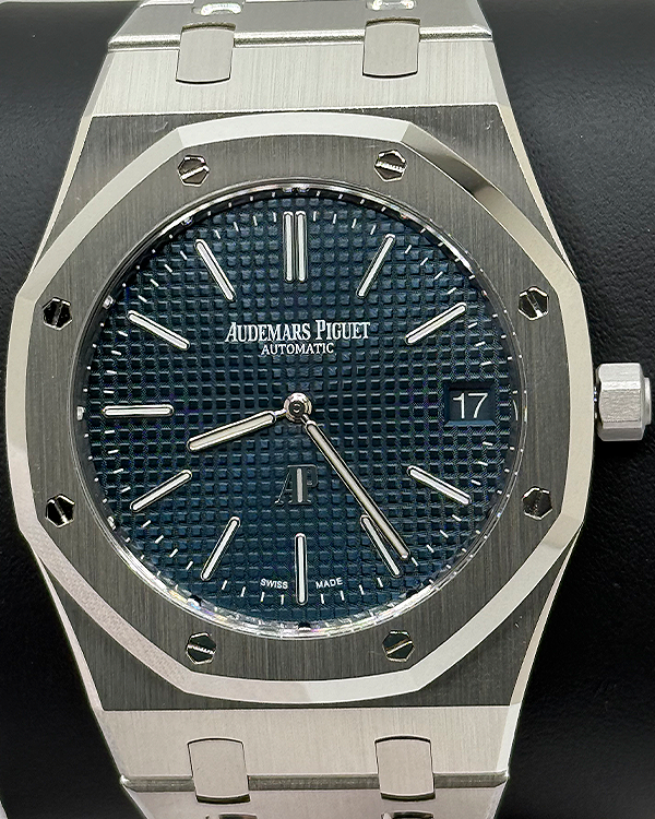 2023 Audemars Piguet Royal Oak "Jumbo" Extra-Thin 39MM Blue Dial Steel Bracelet (16202ST.OO.1240ST.02)