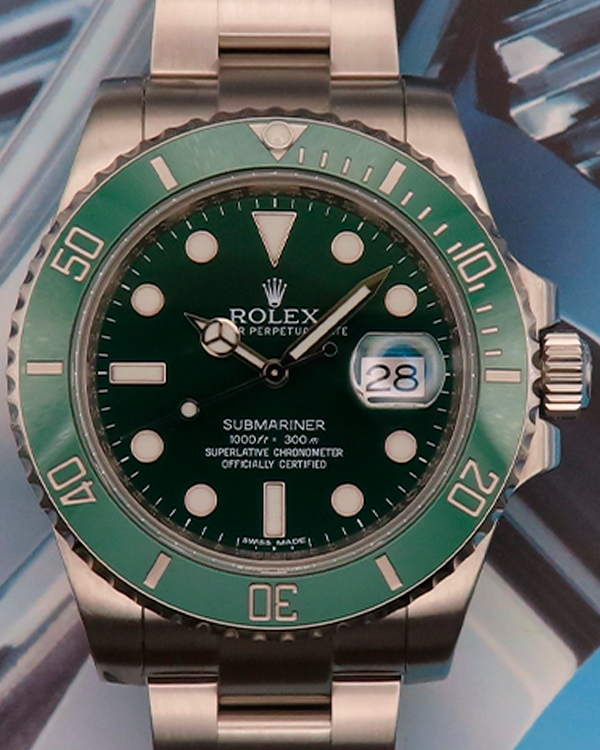 Rolex Submariner Date "Hulk" 40MM Green Dial Oyster Bracelet (116610LV)