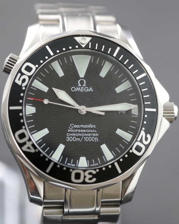 2005 Omega Seamaster Diver 300M 41MM Black Dial Steel Bracelet (2254.50.00)