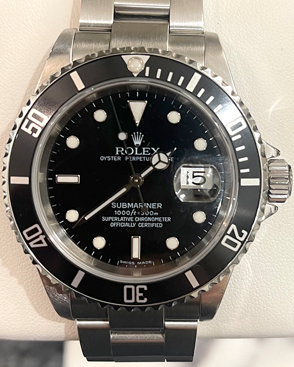 Rolex Submariner Date 40MM Black Dial Oyster Bracelet (16610)