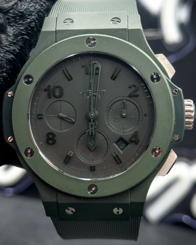 No Reserve - Hublot Big Bang L.E. 44MM Green Dial Aftermarket Rubber Strap (301.GI.5290.RG)