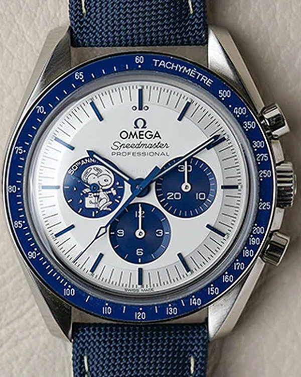 Omega Speedmaster Anniversary Series “Silver Snoopy Award” 42MM Silver Dial Rubber Strap (310.32.42.50.02.001)