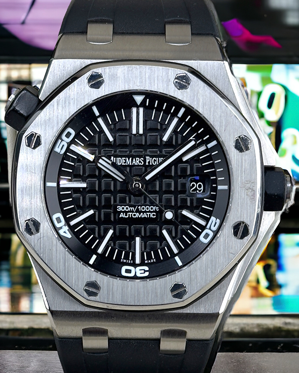 2014 Audemars Piguet Royal Oak Offshore Diver 42MM Black Dial Rubber Strap (15703ST.OO.A002CA.01)