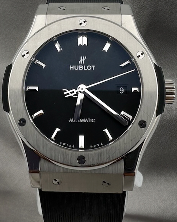 2021 Hublot Classic Fusion 42MM Black Dial Rubber Strap (542.NX.1171.RX)