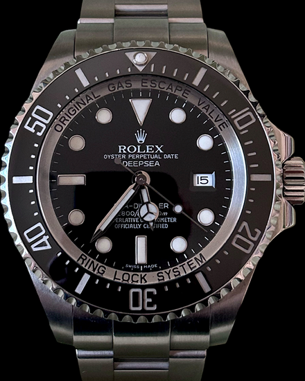 No Reserve - Rolex Sea-Dweller 44MM Black Dial Oyster Bracelet (116660)