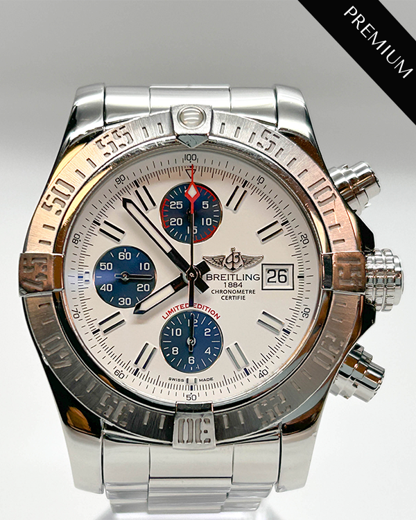 Breitling Avenger II Chronograph 43MM White Dial Steel Bracelet (A13381)