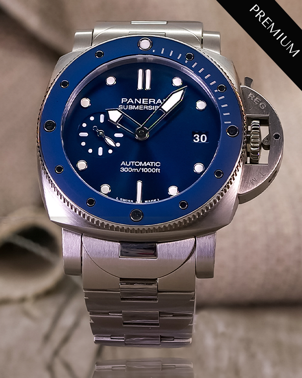 Panerai Submersible Blu Notte 42MM Blue Dial Steel Bracelet (PAM01068)