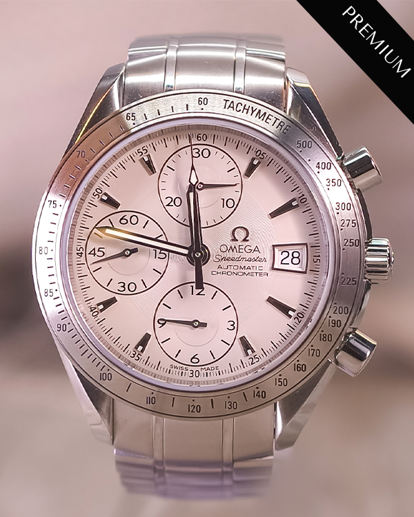 No Reserve - 2013 Omega Speedmaster Date/Day-Date 40MM Silver Dial Steel Bracelet (3211.30.00)