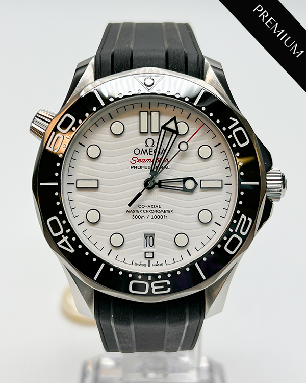 2022 Omega Seamaster Diver 300M 42MM White Dial Rubber Strap (210.32.42.20.04.001)