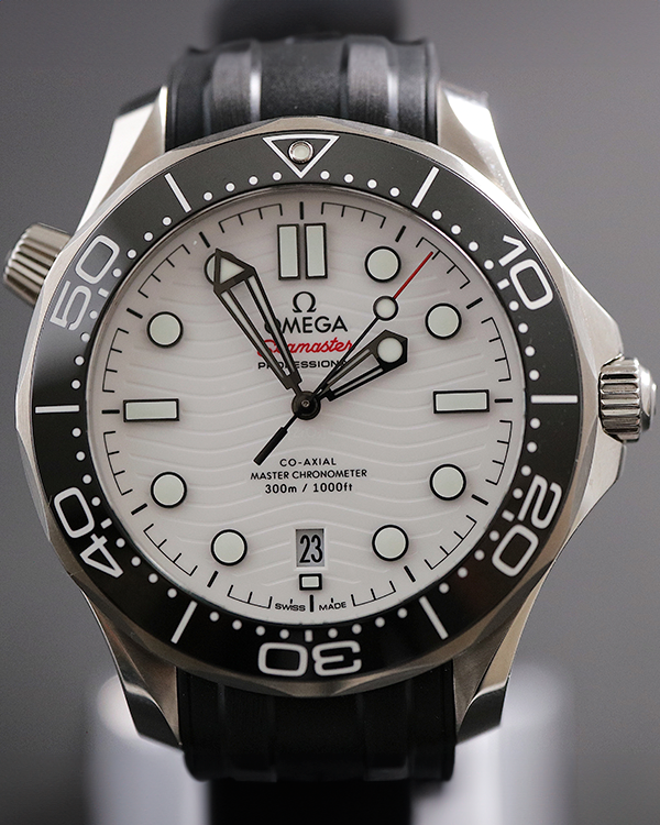 2024 Omega Seamaster Diver 300M 42MM White Dial Rubber Strap (210.32.42.20.04.001)