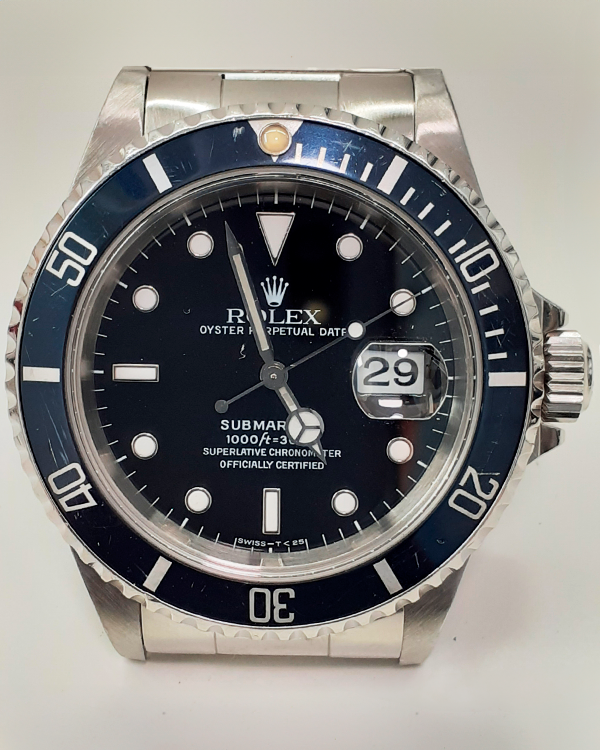 1997 Rolex Submariner Date 40MM Black Dial Oyster Bracelet (16610)