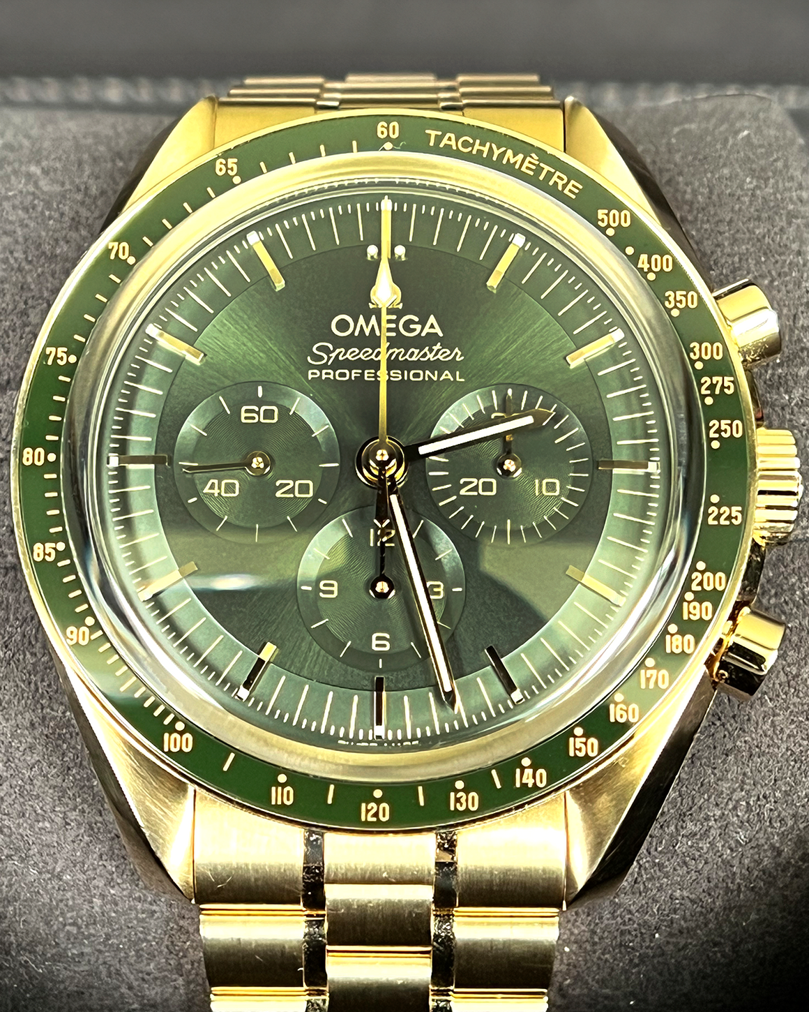 2023 Omega Speedmaster Moonwatch Professional 42MM Green Dial Moonshine Gold Bracelet (310.60.42.50.10.001)