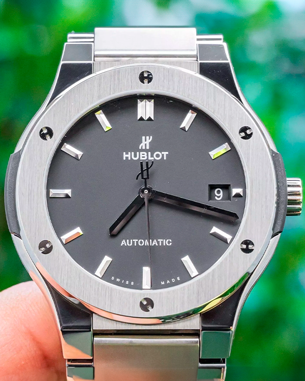 2023 Hublot Classic Fusion 45MM Black Dial Titanium Bracelet (510.NX.1170.NX)