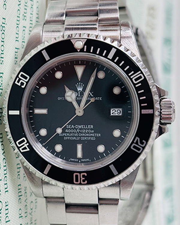 2000 Rolex Sea-Dweller 4000 40MM Black Dial Oyster Bracelet (16600)