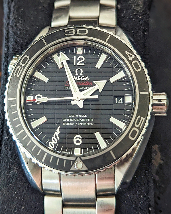 2013 Omega Seamaster Planet Ocean 600M "Skyfall" L.E. 42MM Black Dial Steel Bracelet (232.30.42.21.01.004)