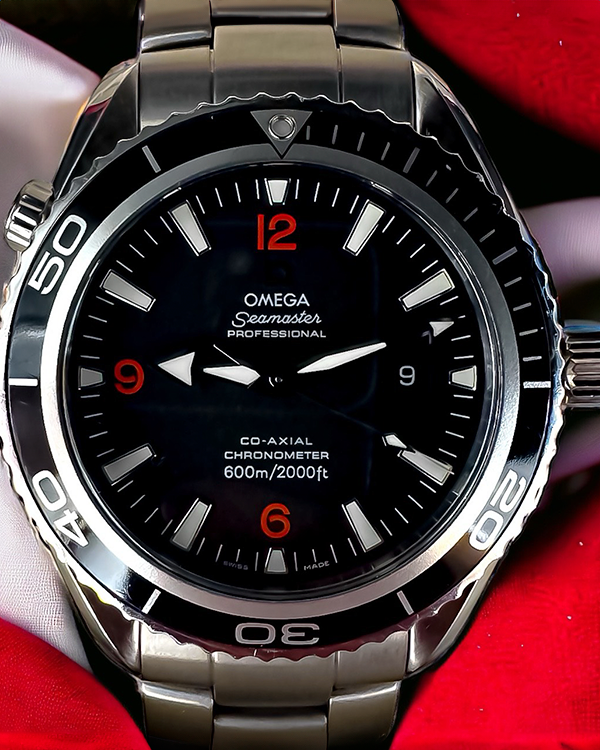 2011 Omega Seamaster Planet Ocean 600M 45.5MM Black Dial Steel Bracelet (2200.51.00)