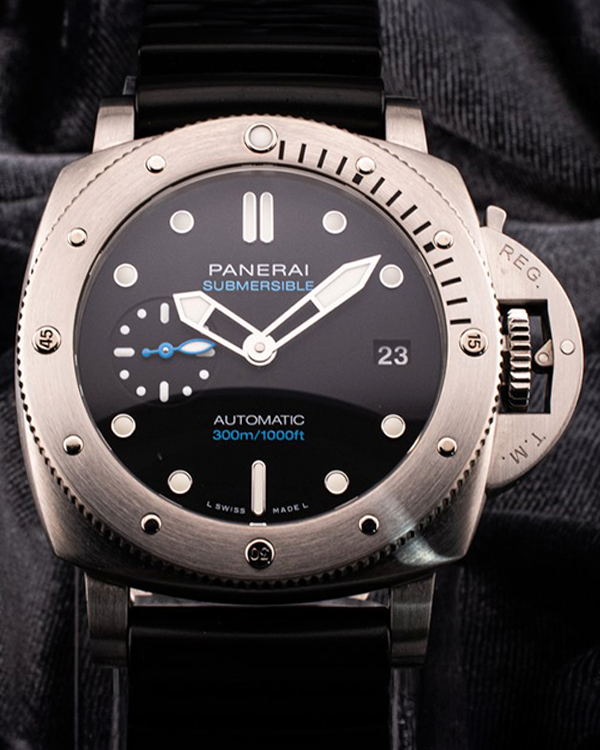 2019 Panerai Luminor Submersible 42MM Black Dial Rubber Strap (PAM00973)