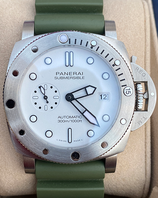 2024 Panerai Submersible 44MM White Dial Rubber Strap (PAM01226)