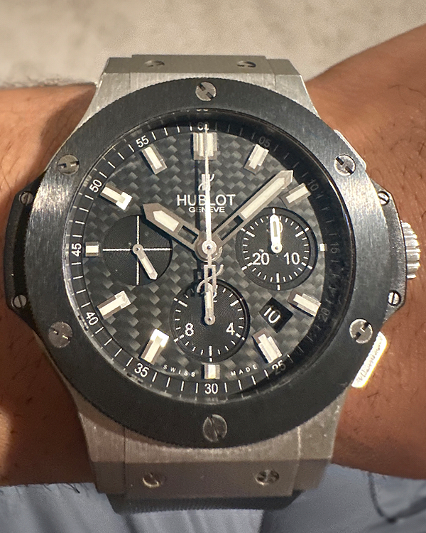 2014 Hublot Big Bang 44MM Black Dial Rubber Strap (301.SM.1770.RX)