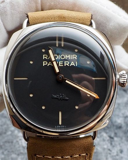 Panerai Radiomir 3 Days 47MM Black Dial Leather Strap (PAM00425)