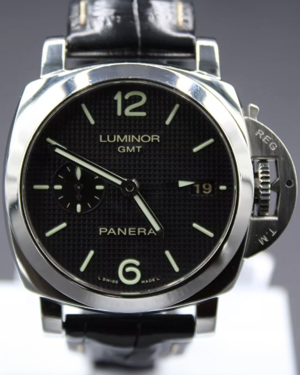 2014 Panerai Luminor 42MM Black Dial Leather Strap (PAM00535)