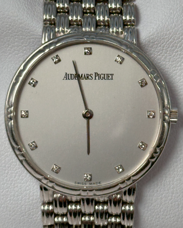 Audemars Piguet Cobra 32MM Quartz Silver Dial White Gold Bracelet (Cal 2080)