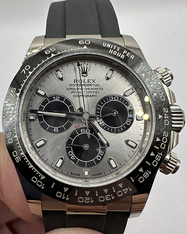 Rolex Cosmograph Daytona 40MM Silver Dial Rubber Strap (116519LN)