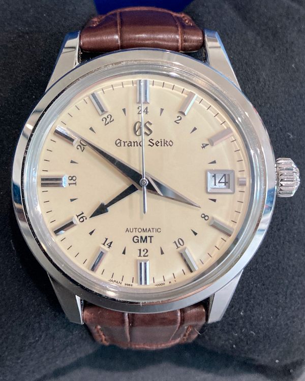 2024 Grand Seiko Elegance Collection 39.5MM Champagne Dial Leather Strap (SBGM221)