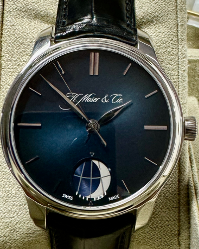 H. Moser Endeavor Perpetual Moon in Platinum 41MM Blue Dial Leather Strap (348.901)