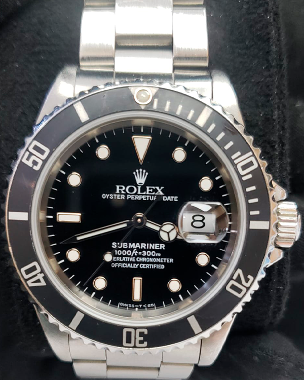 Rolex Submariner Date 40MM Black Dial Oyster Bracelet (16610)