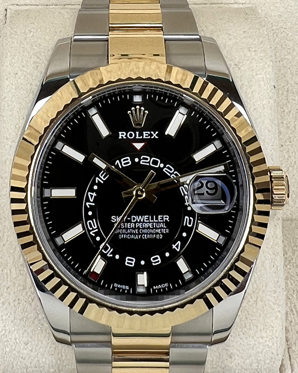 Rolex Sky-Dweller Oystersteel and Yellow Gold Black Dial (326933)