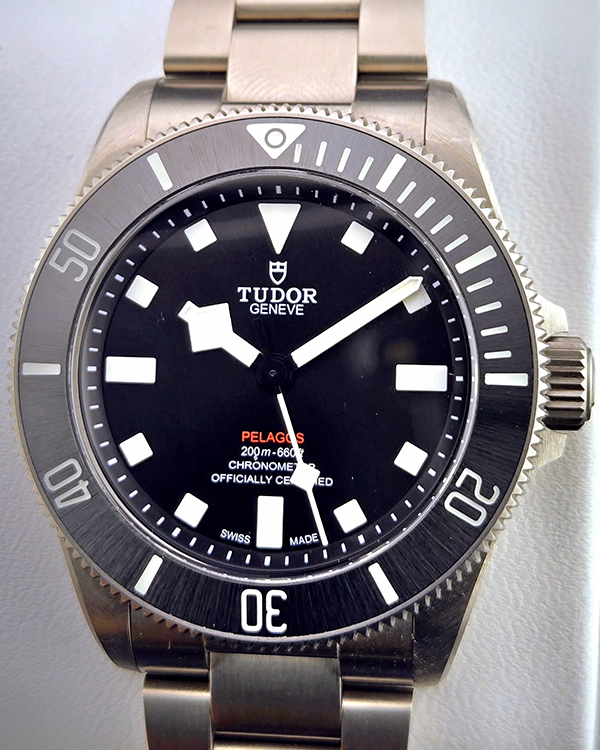 Tudor Pelagos 39MM Black Dial Titanium Bracelet (25407N)