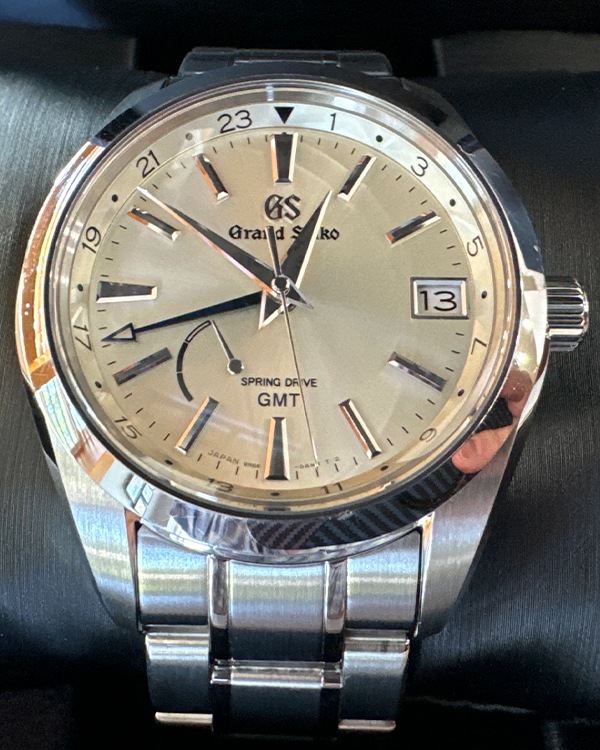 No Reserve - Grand Seiko Heritage 41MM Champagne Dial Steel Bracelet (SBGE205G)