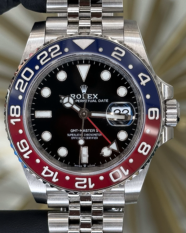 No Reserve - 2019 Rolex GMT-Master II "Pepsi" 40MM Black Dial Jubilee Bracelet (126710BLRO)