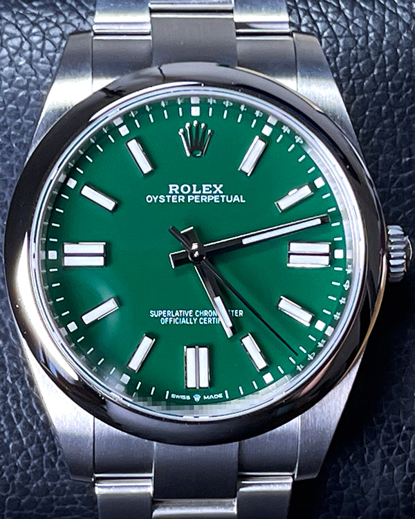 2023 Rolex Oyster Perpetual 41MM Green Dial Oyster Bracelet (124300)