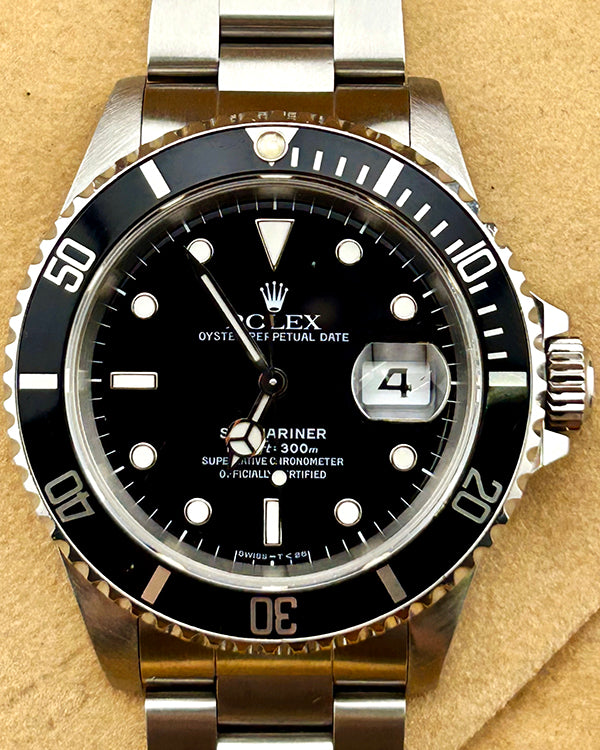 Rolex Submariner Date 40MM Black Dial Steel Oyster Bracelet (16610)