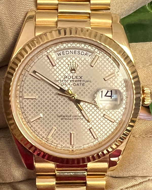 2016 Rolex Day-Date 40MM Silver "Crosshatch Motif" Dial Yellow Gold President Bracelet (228238)