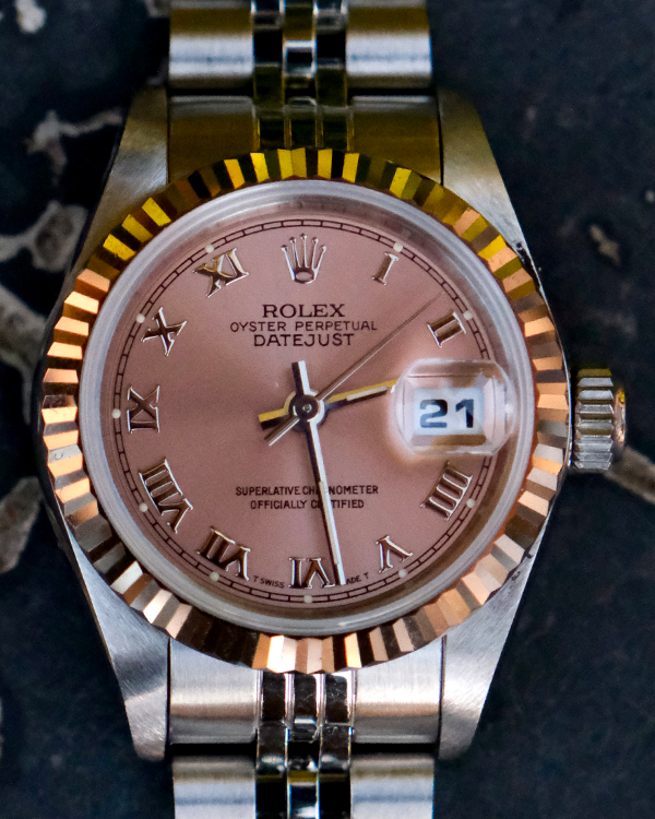1995 (W Serial) Rolex Lady-Datejust 26MM Salmon Dial Jubilee Bracelet (69174)