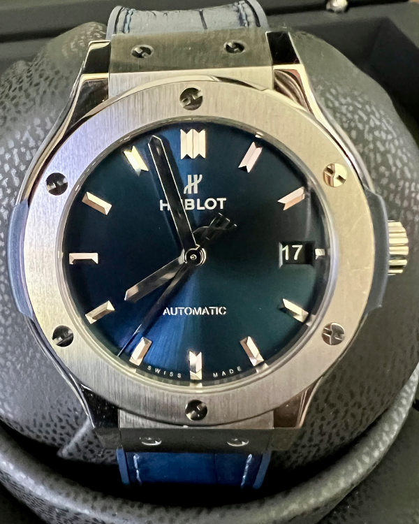 2019 Hublot Classic Fusion 38MM Titanium Blue Dial (565.NX.7170.LR)