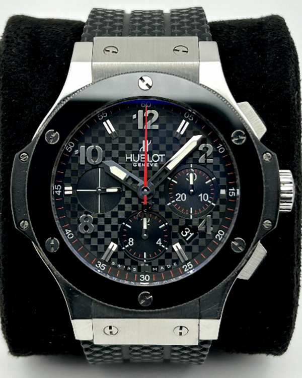 2010 Hublot Big Bang 44MM Carbon Fiber Dial Rubber Strap (301.SB.131.RX)