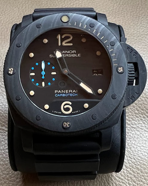 2022 Panerai Luminor Submersible 3 Days 47MM Black Dial Rubber Strap (PAM00616)