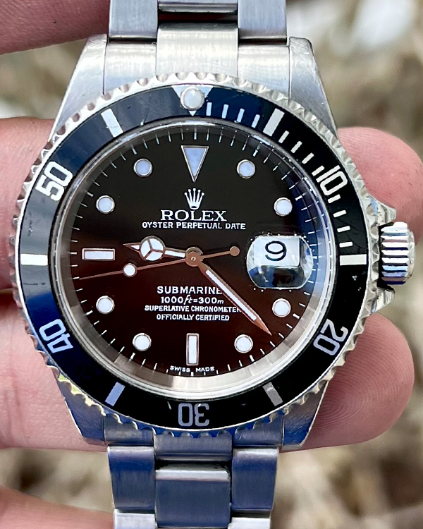 Rolex Submariner Date 40mm Black Dial Oyster Bracelet (16610)